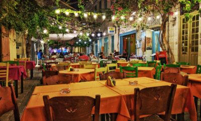 Best Cafes and Eateries Near Your Homestay in Hyderabad